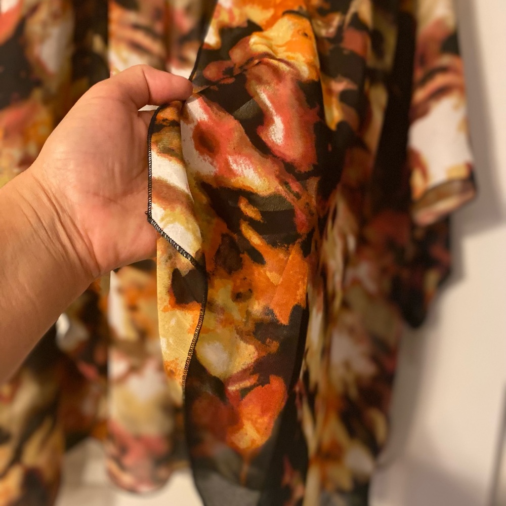 Multicolored sheer shell - Picture 2 of 7